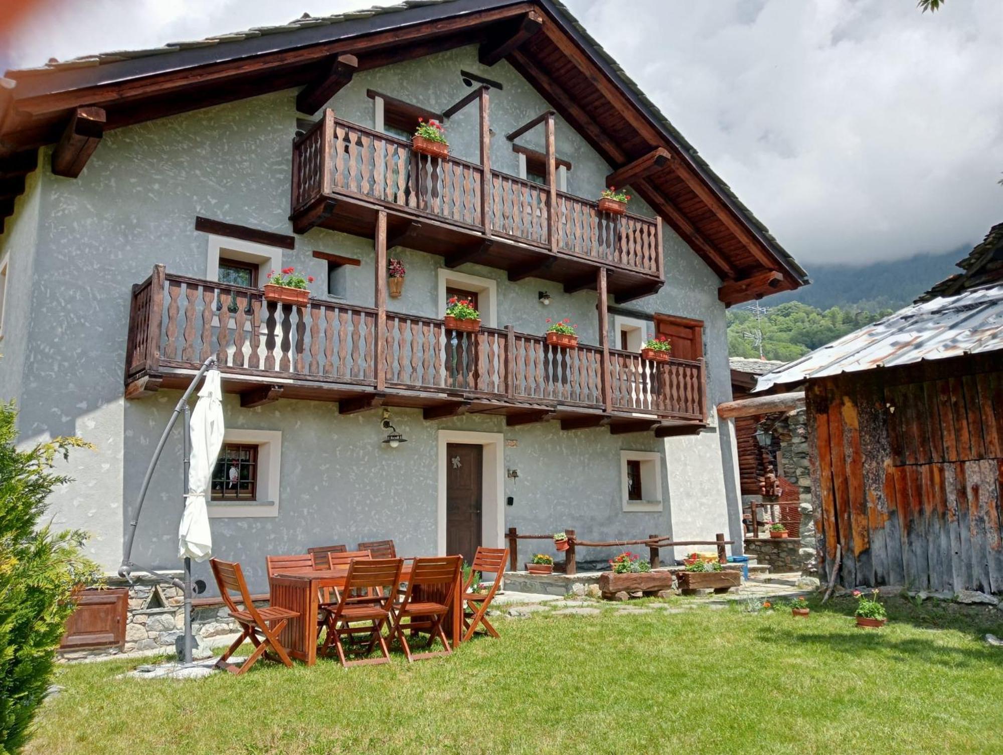 Home Sweet Home Antey-Saint-André エクステリア 写真